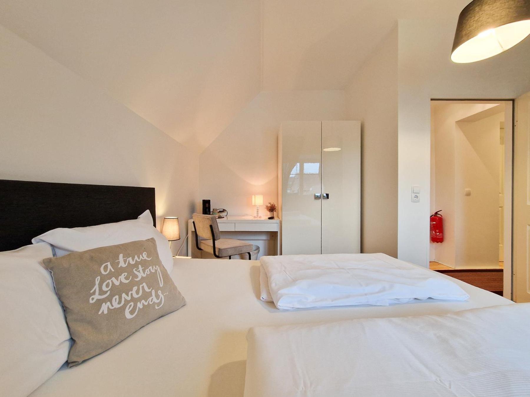Restaurant Hotel Laternchen Köln Ngoại thất bức ảnh